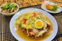 五目あんかけ かた焼きそば