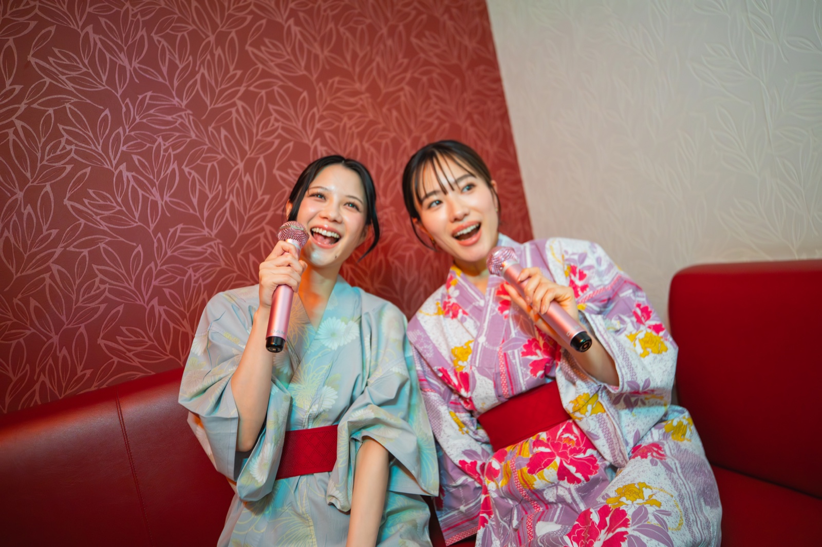 浴衣でカラオケ