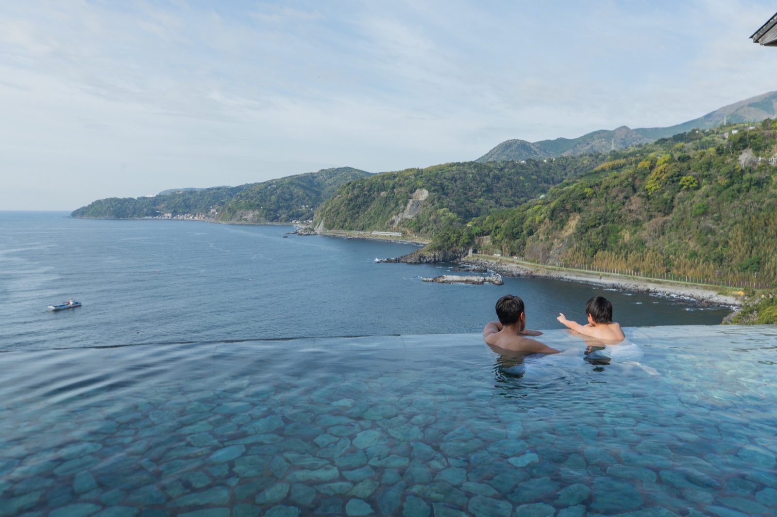日帰り温泉 海を望むインフィニティ湯