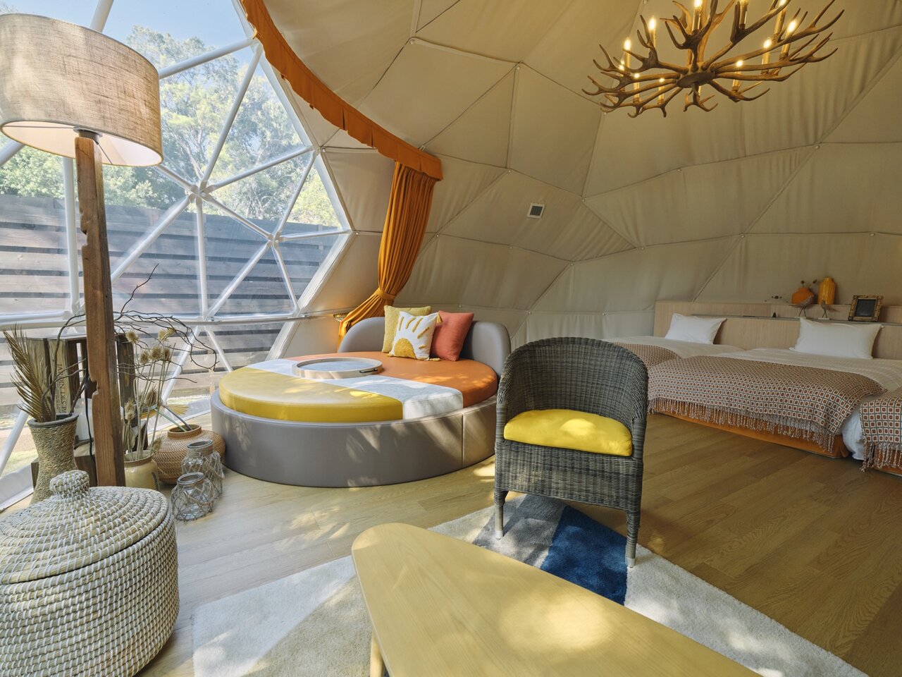 GRAX dome guest room