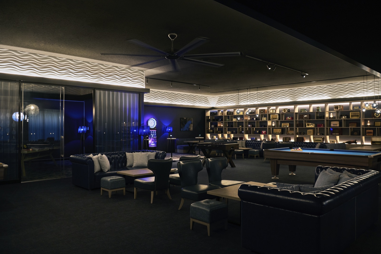 DEEP SEA LOUNGE